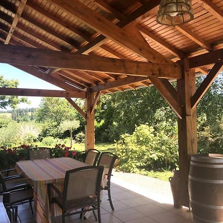 Chez Nicole Et Michel Bed & Breakfast Monlezun Екстериор снимка
